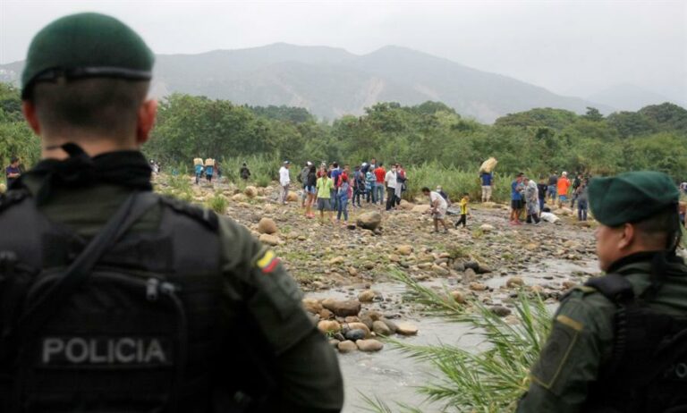 policia colombia frontera con venezuela