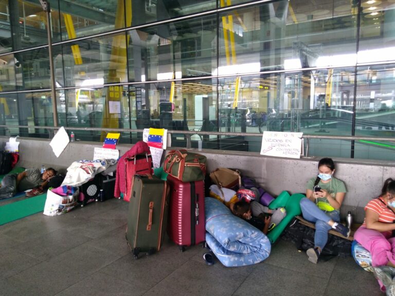 ¿Qué ocurre con los venezolanos retornados de Madrid?