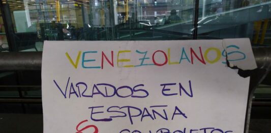 Varados en España retornan a Caracas