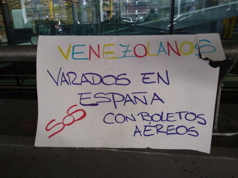 Varados en España retornan a Caracas