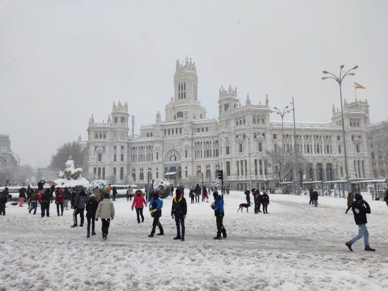 El Ayuntamiento de Madrid nevado