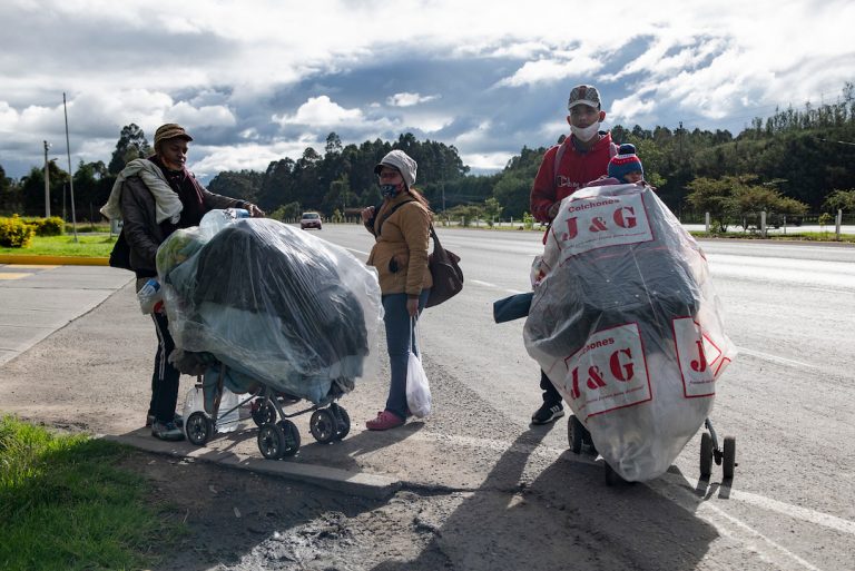 Migrantes venezolanos: de desplazados a desalojados