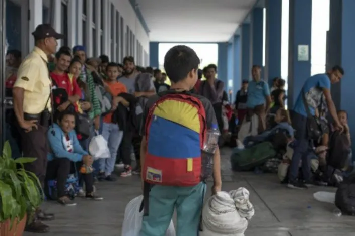 Venezuela y OIM forman a funcionarios para garantizar derechos de migrantes