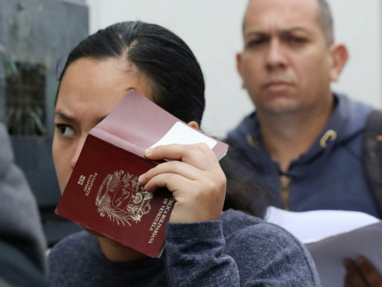 «Cuadernos del Insilio», una guía sobre cómo cubrir la migración venezolana